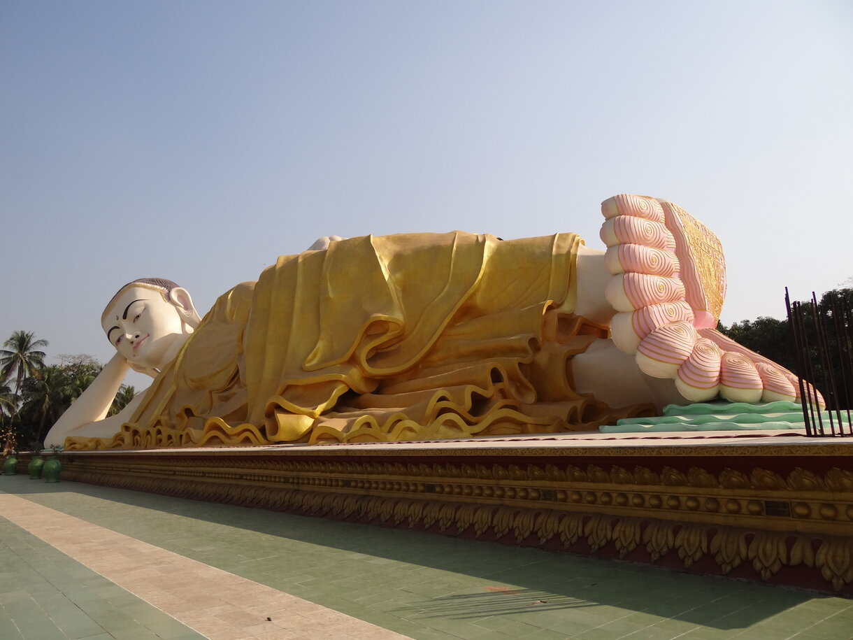 Reclining Buddha in Bago