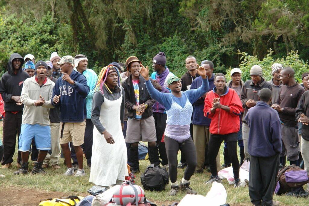 Guides & Porters